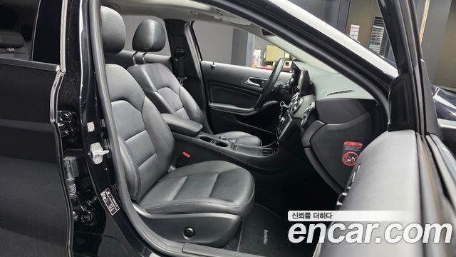 Mercedes-Benz GLA-Class (X156) GLA200 CDI 4MATIC 2015 — фото 11