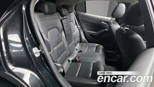 Mercedes-Benz GLA-Class (X156) GLA200 CDI 4MATIC 2015 — фото 12