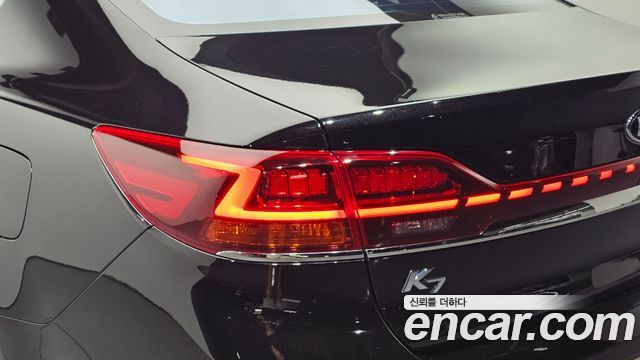 Kia K7 Premier 2.5 GDI Noblesse 2020 — фото 29
