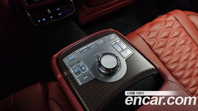 Genesis G80 (RG3) Gasoline 2.5 Turbo AWD 2026 — фото 17