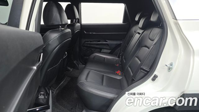 KG Mobility (SsangYong) Torres Gasoline 1.5 2WD T5 2023 — фото 12