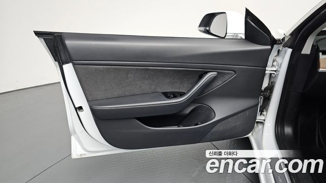 Tesla Model 3 Long Range AWD 2020 — фото 24