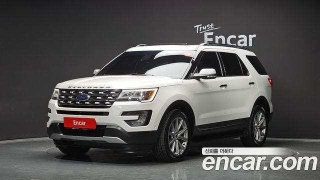 Ford Explorer 2.3 Limited 4WD 5th