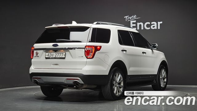Ford Explorer 2.3 Limited 4WD 5th 2017 — фото 2