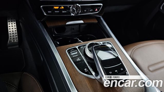 Mercedes-Benz G-Class (W463b) G400d 2021 — фото 9