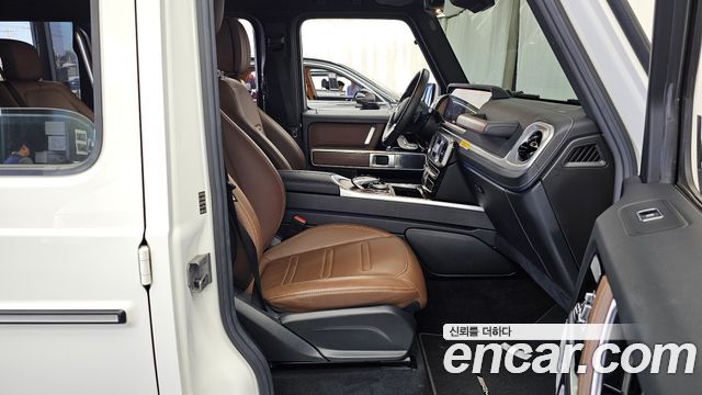 Mercedes-Benz G-Class (W463b) G400d 2021 — фото 11