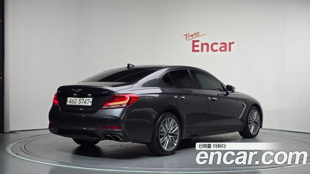 Genesis G70 2.0T Elite 2019 — фото 2