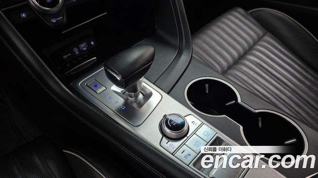 Genesis G70 2.0T Elite 2019 — фото 9