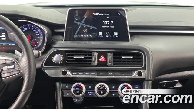 Genesis G70 2.0T Elite 2019 — фото 12