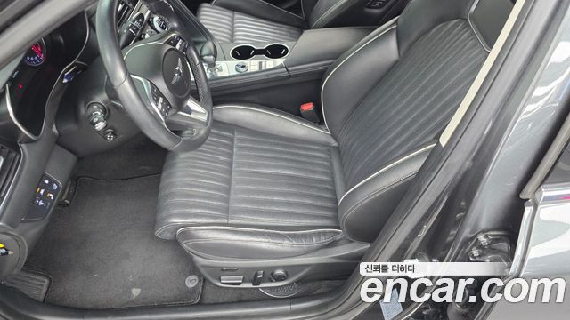 Genesis G70 2.0T Elite 2019 — фото 17
