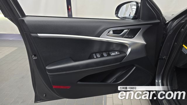 Genesis G70 2.0T Elite 2019 — фото 24