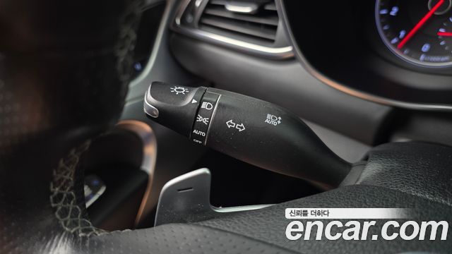 Genesis G70 2.0T Elite 2019 — фото 29