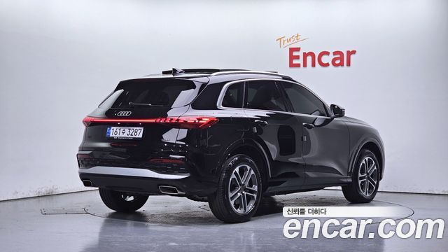 Audi Q5 (80A) 40 TFSI Quiattro Advanced 2025 — фото 2