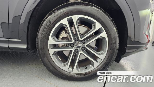 Audi Q5 (80A) 40 TFSI Quiattro Advanced 2025 — фото 5