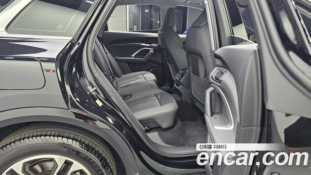 Audi Q5 (80A) 40 TFSI Quiattro Advanced 2025 — фото 16