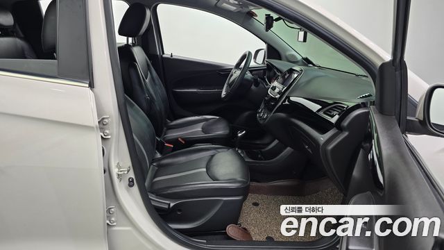 Chevrolet Spark Premier 2019 — фото 11