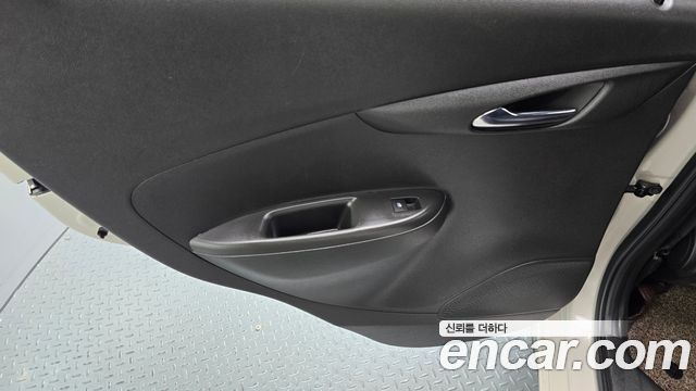 Chevrolet Spark Premier 2019 — фото 25