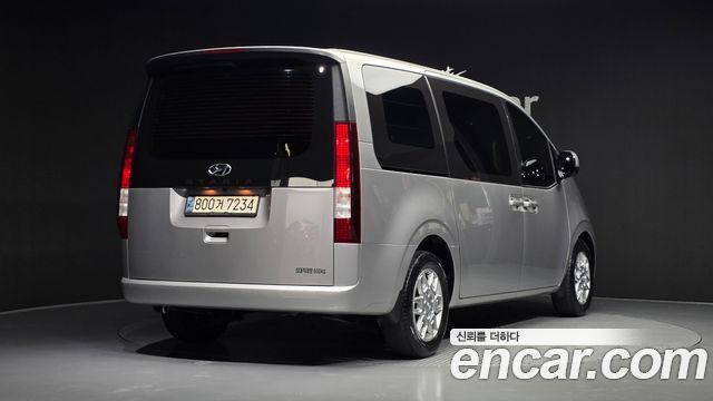 Hyundai Staria L3.5 Cargo 5-Seater Modern 2022 — фото 2