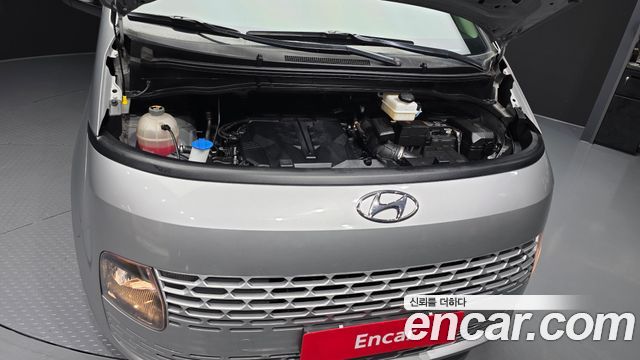 Hyundai Staria L3.5 Cargo 5-Seater Modern 2022 — фото 6