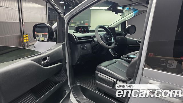 Hyundai Staria L3.5 Cargo 5-Seater Modern 2022 — фото 10