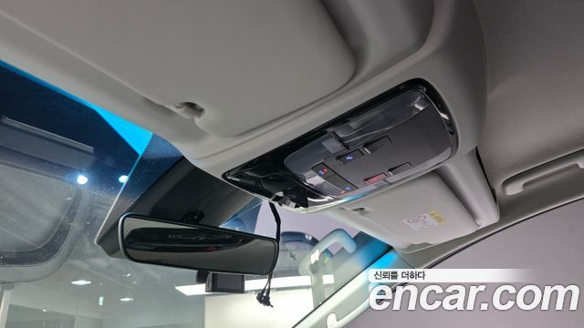 Hyundai Staria L3.5 Cargo 5-Seater Modern 2022 — фото 19