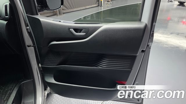 Hyundai Staria L3.5 Cargo 5-Seater Modern 2022 — фото 25