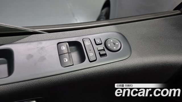 Hyundai Staria L3.5 Cargo 5-Seater Modern 2022 — фото 28