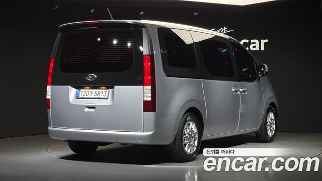 Hyundai Staria L3.5 Tourer 9-Seater Modern 2022 — фото 2