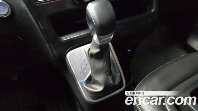 Hyundai Staria L3.5 Tourer 9-Seater Modern 2022 — фото 9