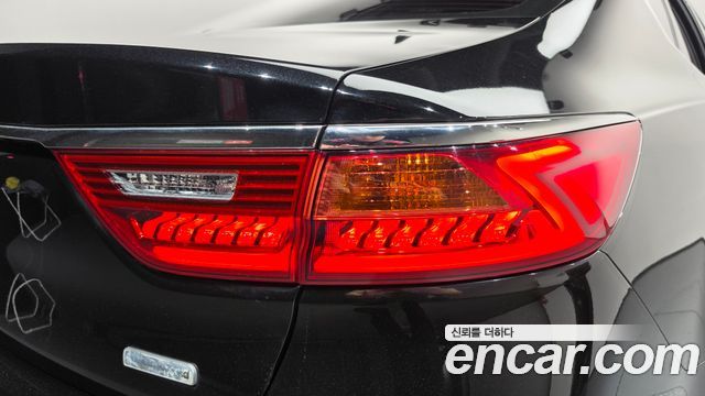Kia K7 Hybrid Noblesse Special 2019 — фото 23