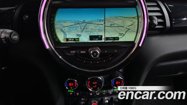 MINI Cooper D 5Door HIGH 3rd 2015 — фото 20