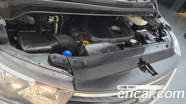Hyundai Grand Starex Van 3-Seater Smart 2021 — фото 6