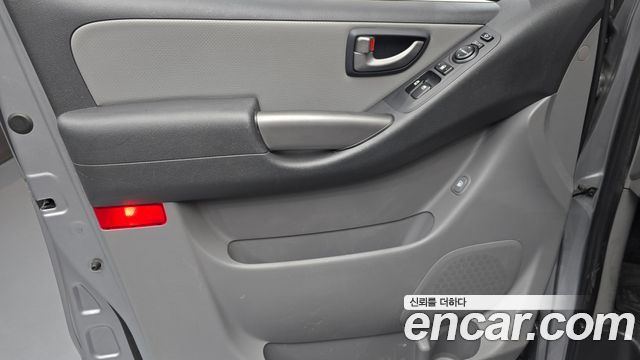 Hyundai Grand Starex Van 3-Seater Smart 2021 — фото 24