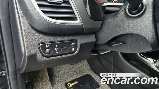 Kia Seltos Gasoline 1.6 Turbo 2WD Signature 2022 — фото 19