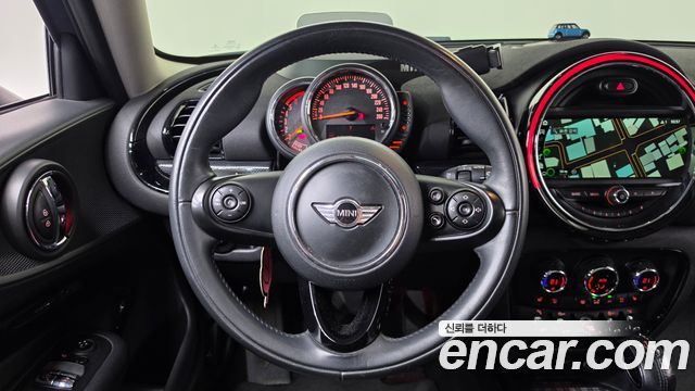 MINI Cooper D Clubman High 2nd 2018 — фото 13