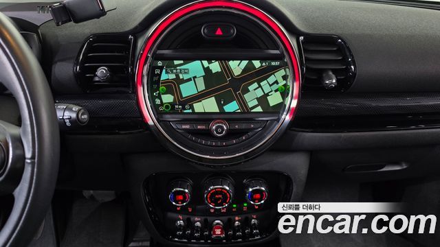 MINI Cooper D Clubman High 2nd 2018 — фото 16