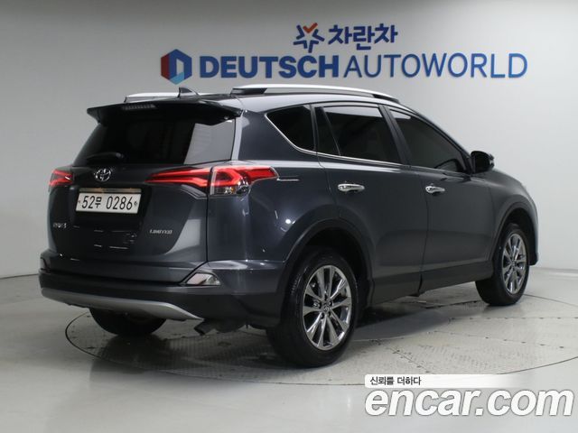 Toyota RAV4 2.5 2WD 4th 2017 — фото 2