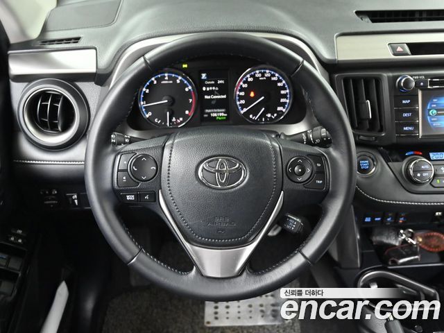 Toyota RAV4 2.5 2WD 4th 2017 — фото 17
