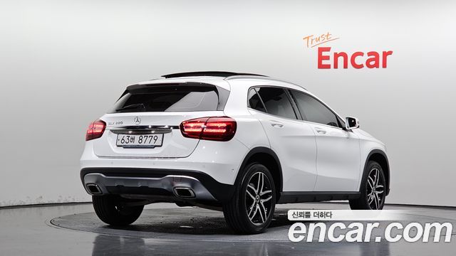 Mercedes-Benz GLA-Class (X156) GLA220 Premium 2019 — фото 2