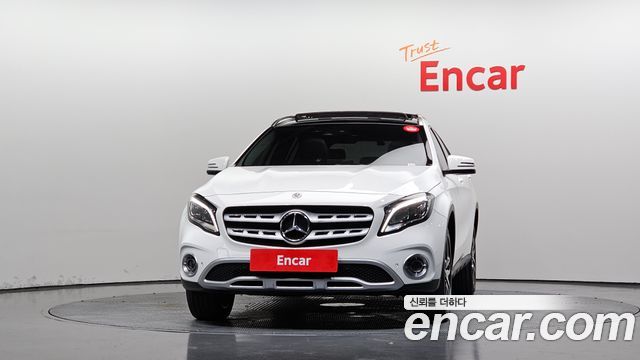 Mercedes-Benz GLA-Class (X156) GLA220 Premium 2019 — фото 3
