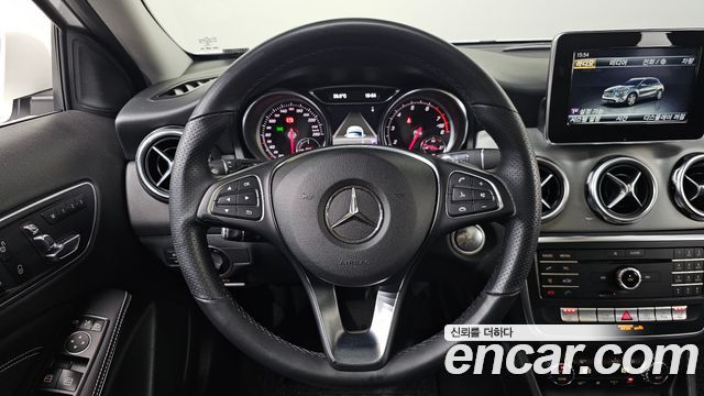Mercedes-Benz GLA-Class (X156) GLA220 Premium 2019 — фото 14