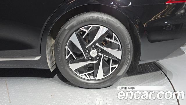 Hyundai Grandeur Hybrid (IG) Le Blanc 2023 — фото 21