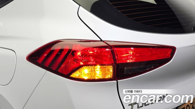 Hyundai Tucson Diesel 2.0 2WD Modern 2019 — фото 23