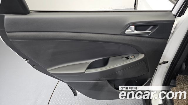 Hyundai Tucson Diesel 2.0 2WD Modern 2019 — фото 25