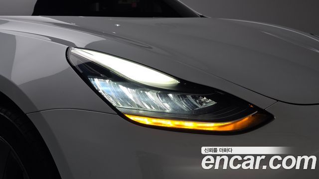 Tesla Model 3 Long Range AWD 2020 — фото 22