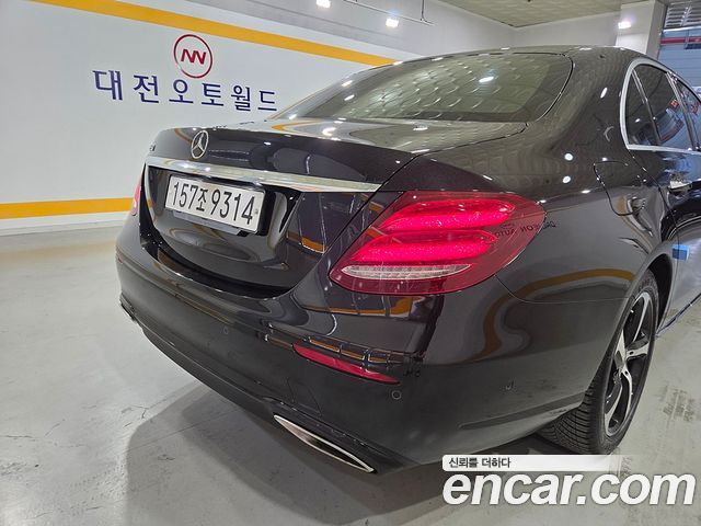 Mercedes-Benz E-Class (W213) E250 Avantgarde 2020 — фото 5