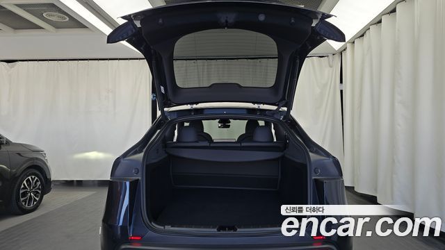 Tesla Model Y Premium Long Range AWD 2026 — фото 18