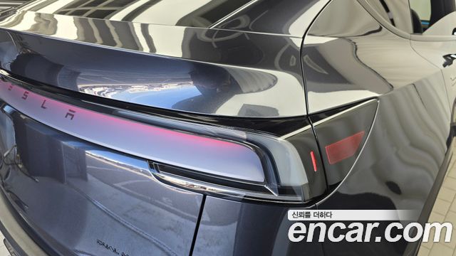 Tesla Model Y Premium Long Range AWD 2026 — фото 23