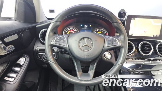 Mercedes-Benz C-Class (W205) C200 2017 — фото 14