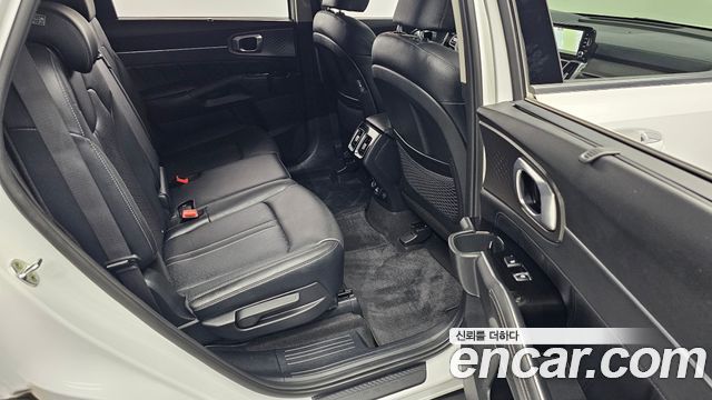 Kia Sorento (IV) Diesel 2.2 2WD Noblesse 2023 — фото 11
